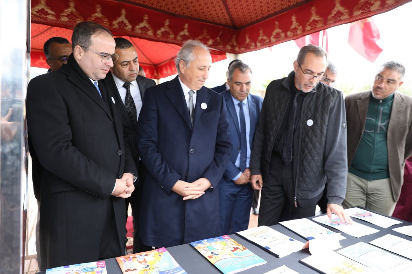 وزير التربية الوطنية يتفقد حصص الدعم الممتد بمدرسة مطار النواصر